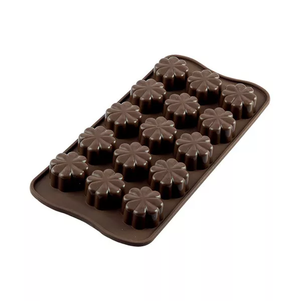 SILIKONFORM FÜR 15 EASY CHOC FLEURY  3x3x1,5 cm.